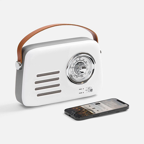 Bluetooth-колонка с радио Retronica, белая - рис 6.
