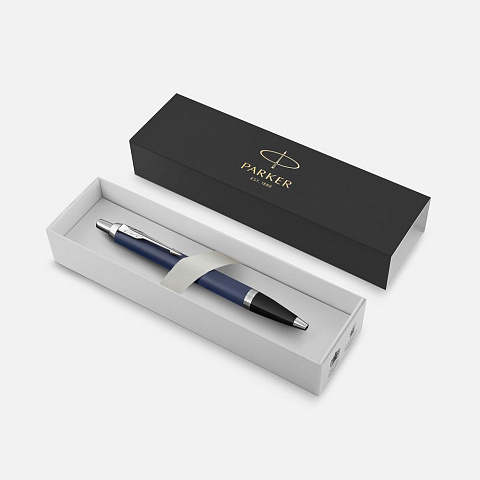 Ручка шариковая Parker IM Core Matte Blue CT, темно-синяя с черным - рис 4.